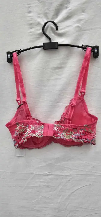 Wacoal - Embrace Lace Underwire Bra - Multi Size: 32D
