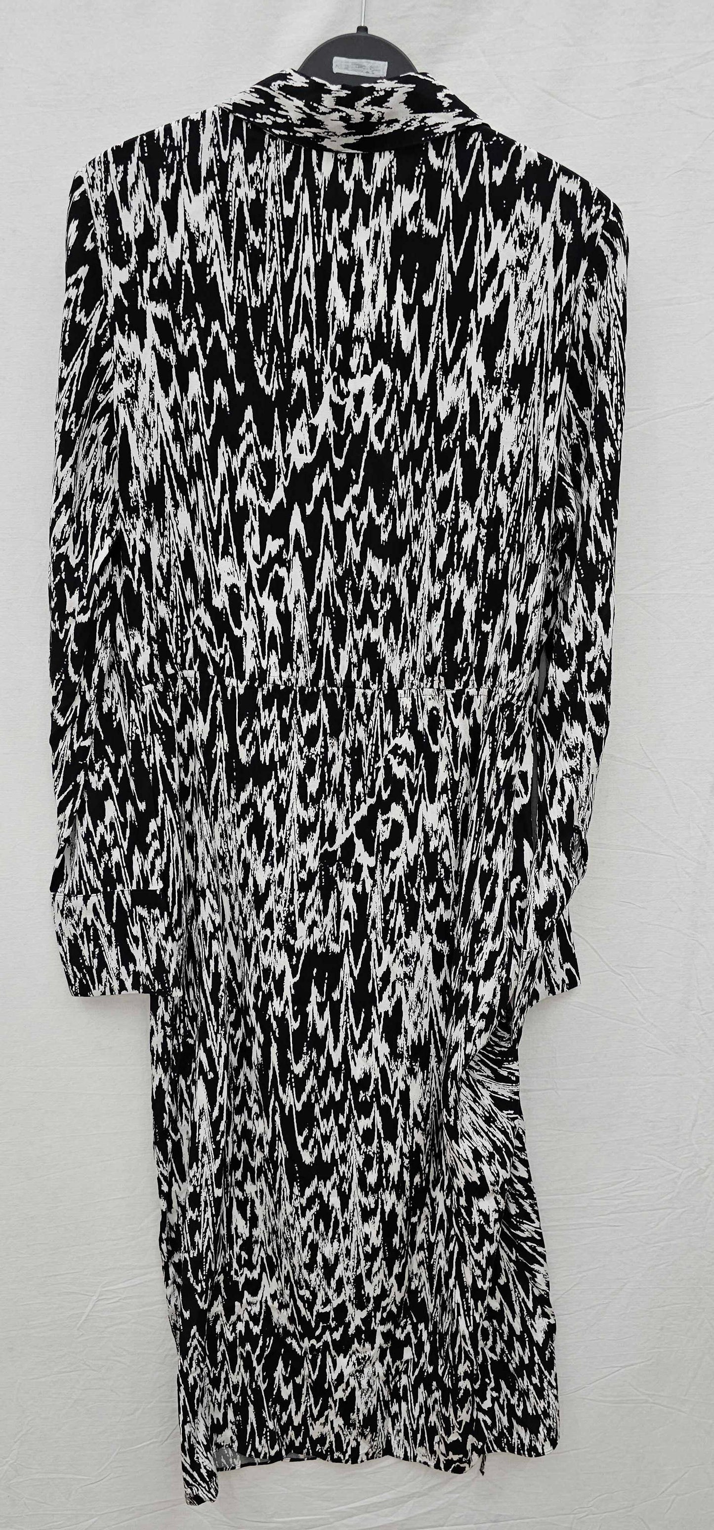 & Other Stories - Black Lillie Printed Dress - Black/white Size: Uk8