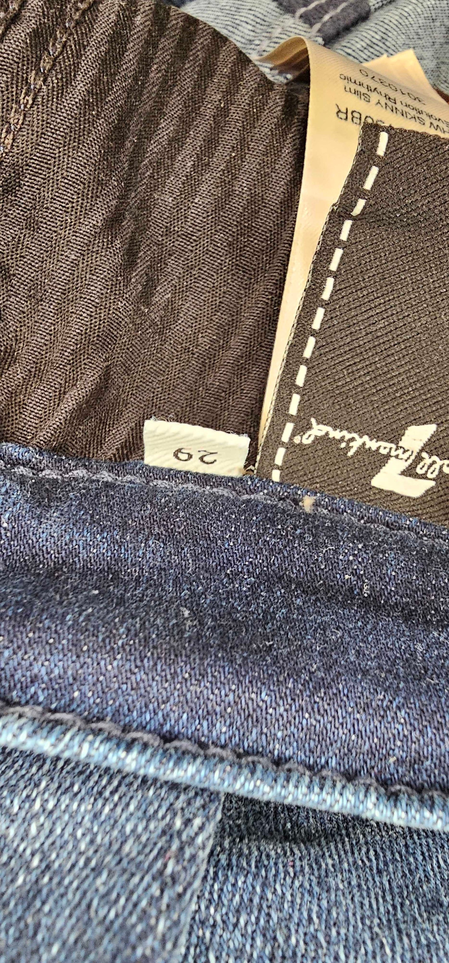 7 For All Mankind - Navy High Waisted Skinny Jeans - Blue Size: 29