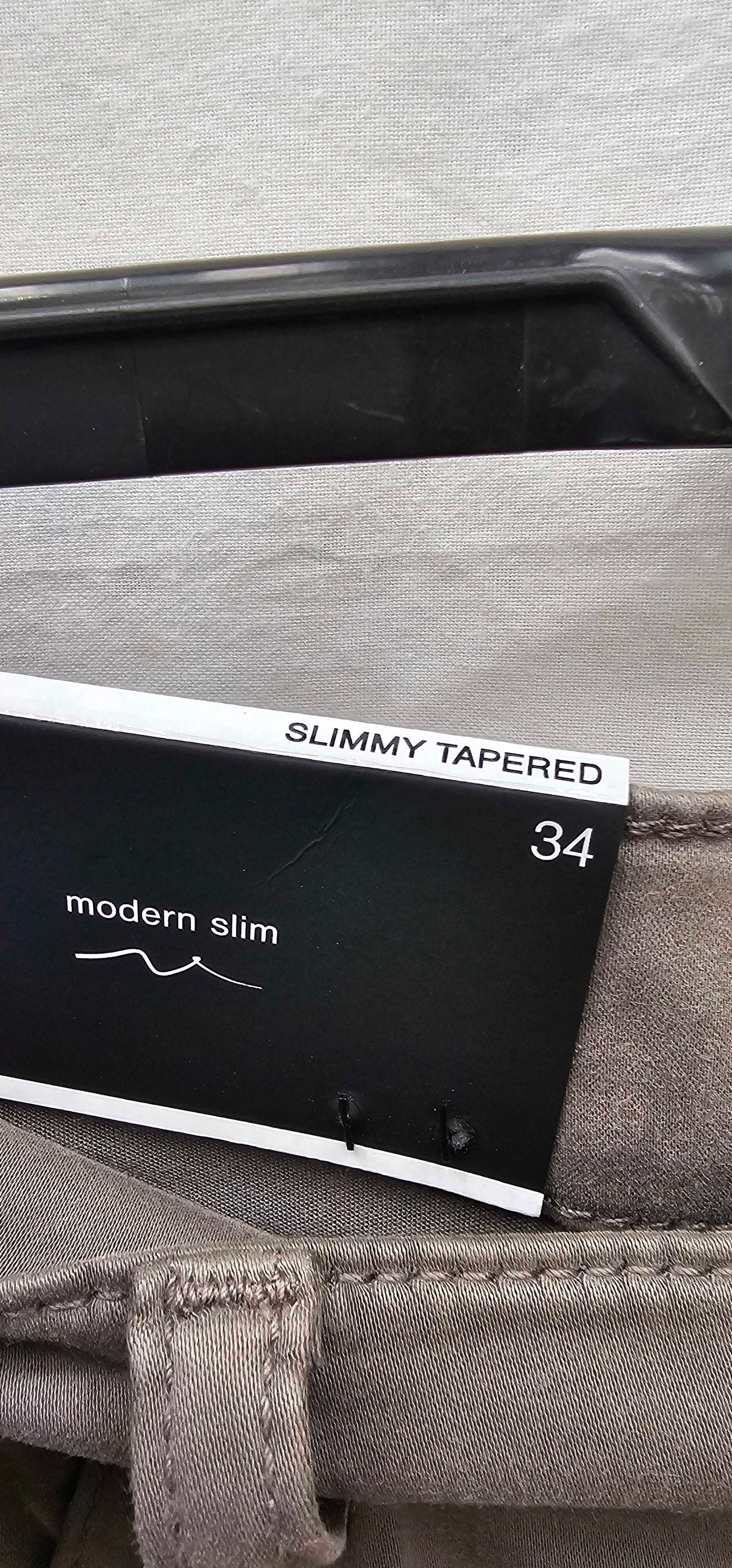 7 For All Mankind-smxv600gr-34-grey-grey Wash Slimmy Tapered Stretch Jeans-grey Size: 34
