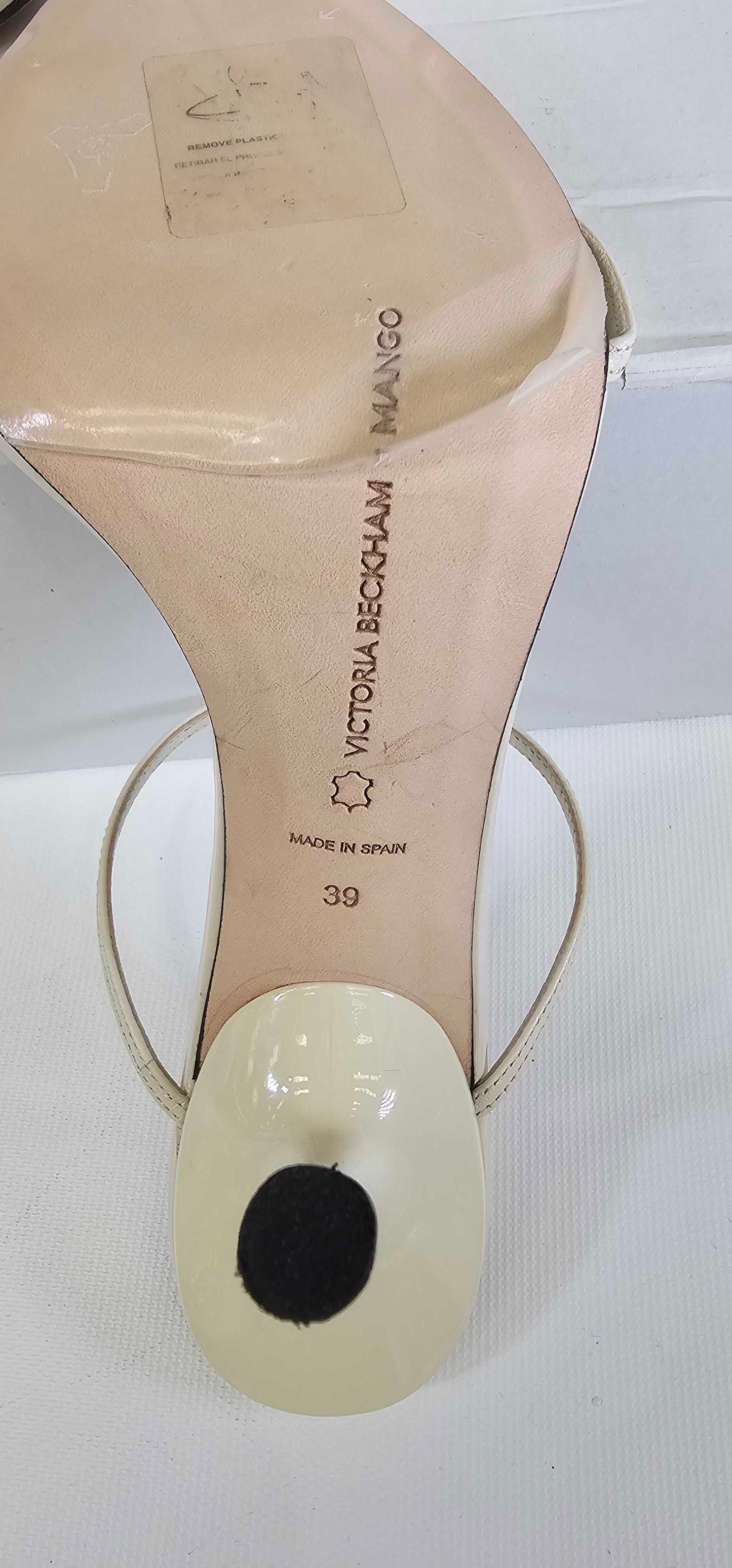 Mango X Victoria Beckham - Cream Pointed Strappy Heel - Beige Size: Uk6