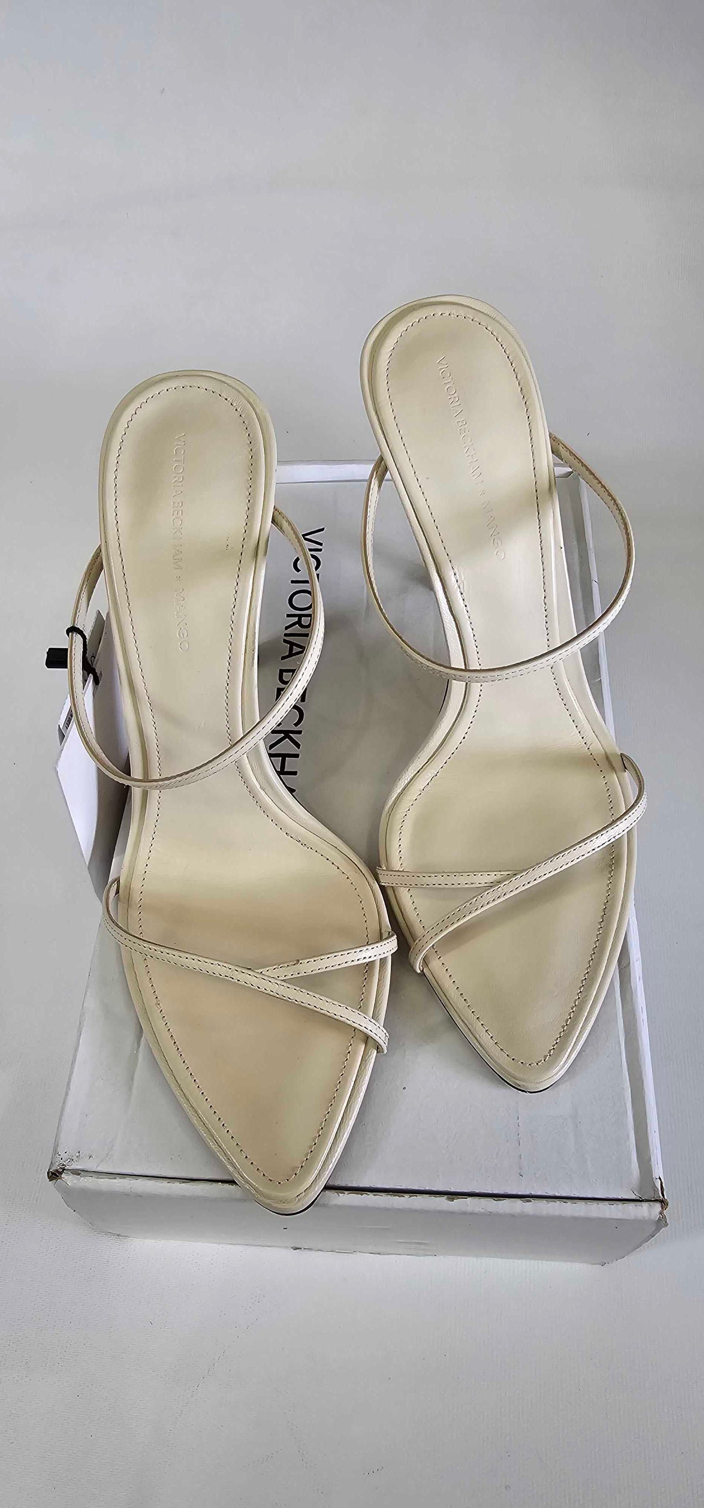 Mango X Victoria Beckham - Cream Pointed Strappy Heel - Beige Size: Uk6