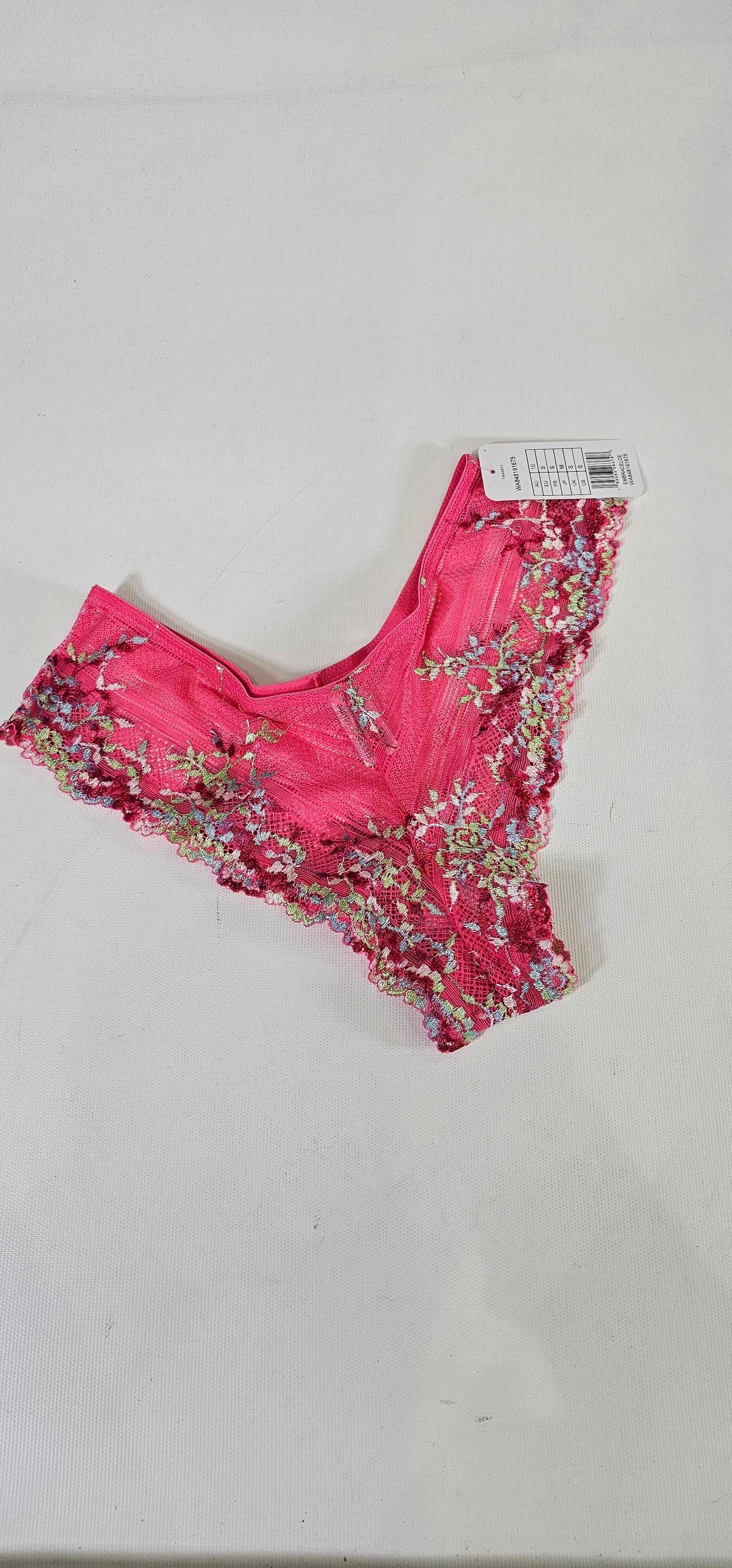 Wacoal - Embrace Lace Tanga - Multi Size: S