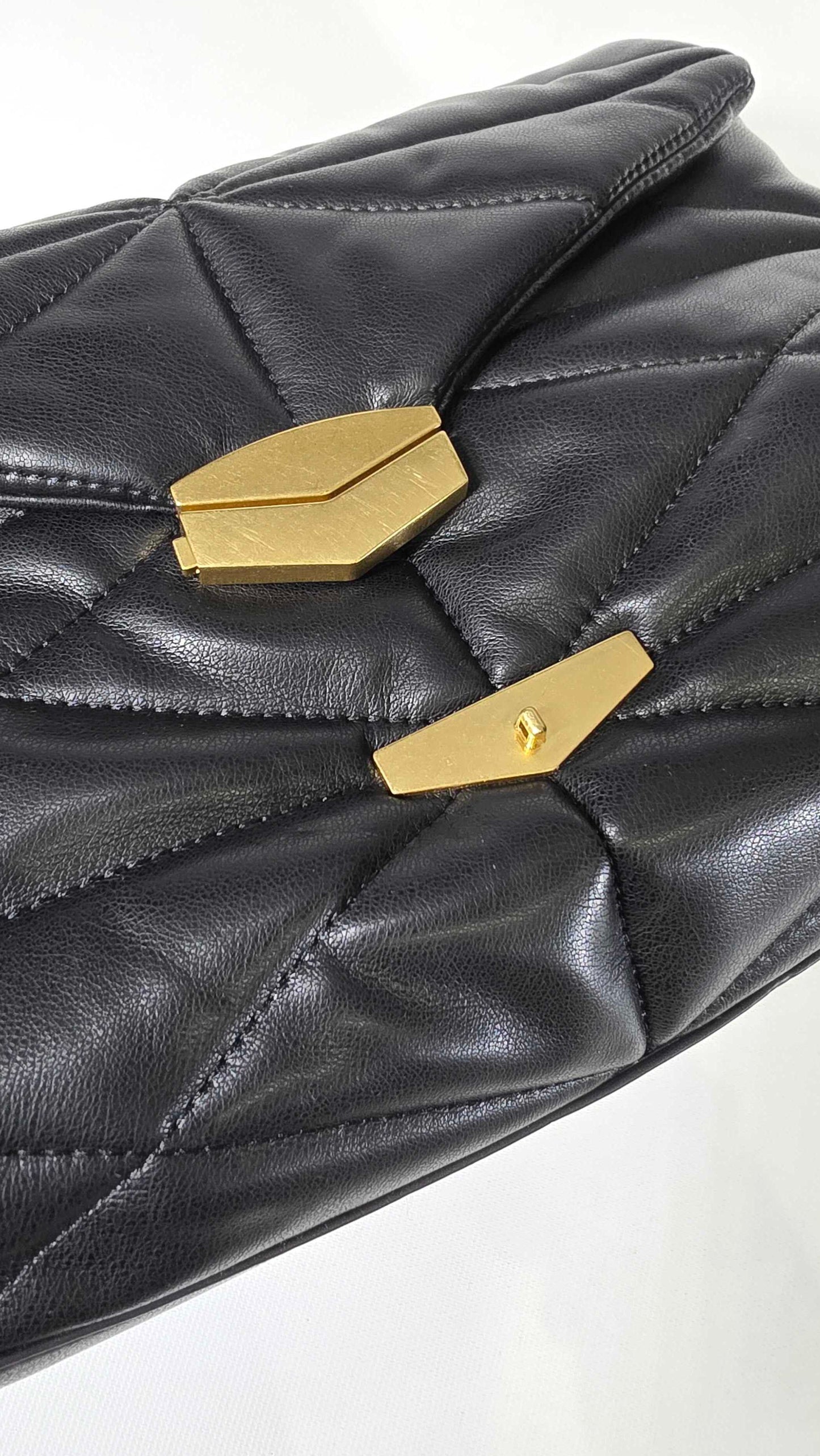 Mango Quilted Bag With Chain Handle Size: *