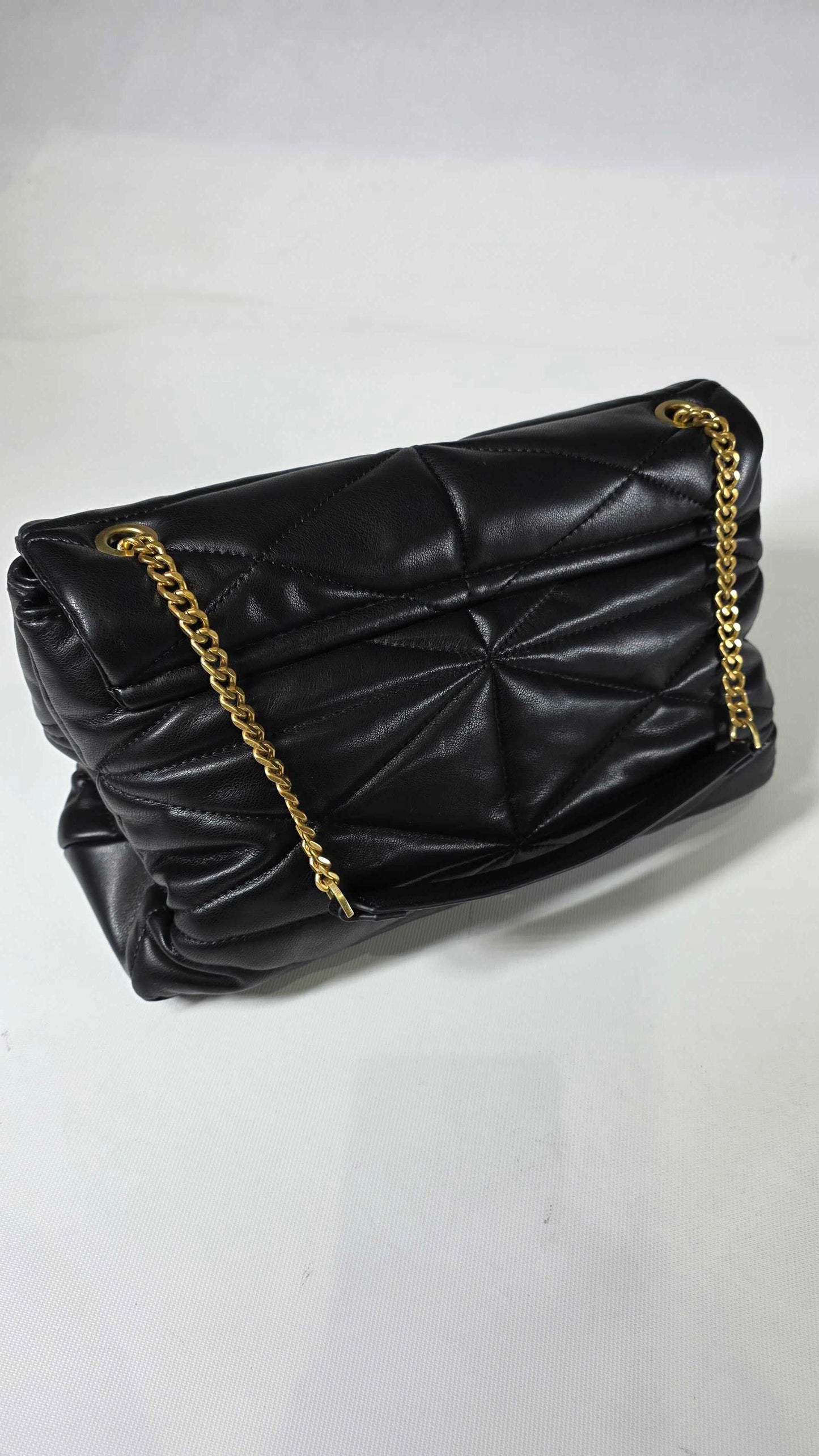 Mango Quilted Bag With Chain Handle Size: *