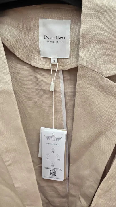 Part Two Ecru Lightweight Relaxed Blazer Size: Uk 20