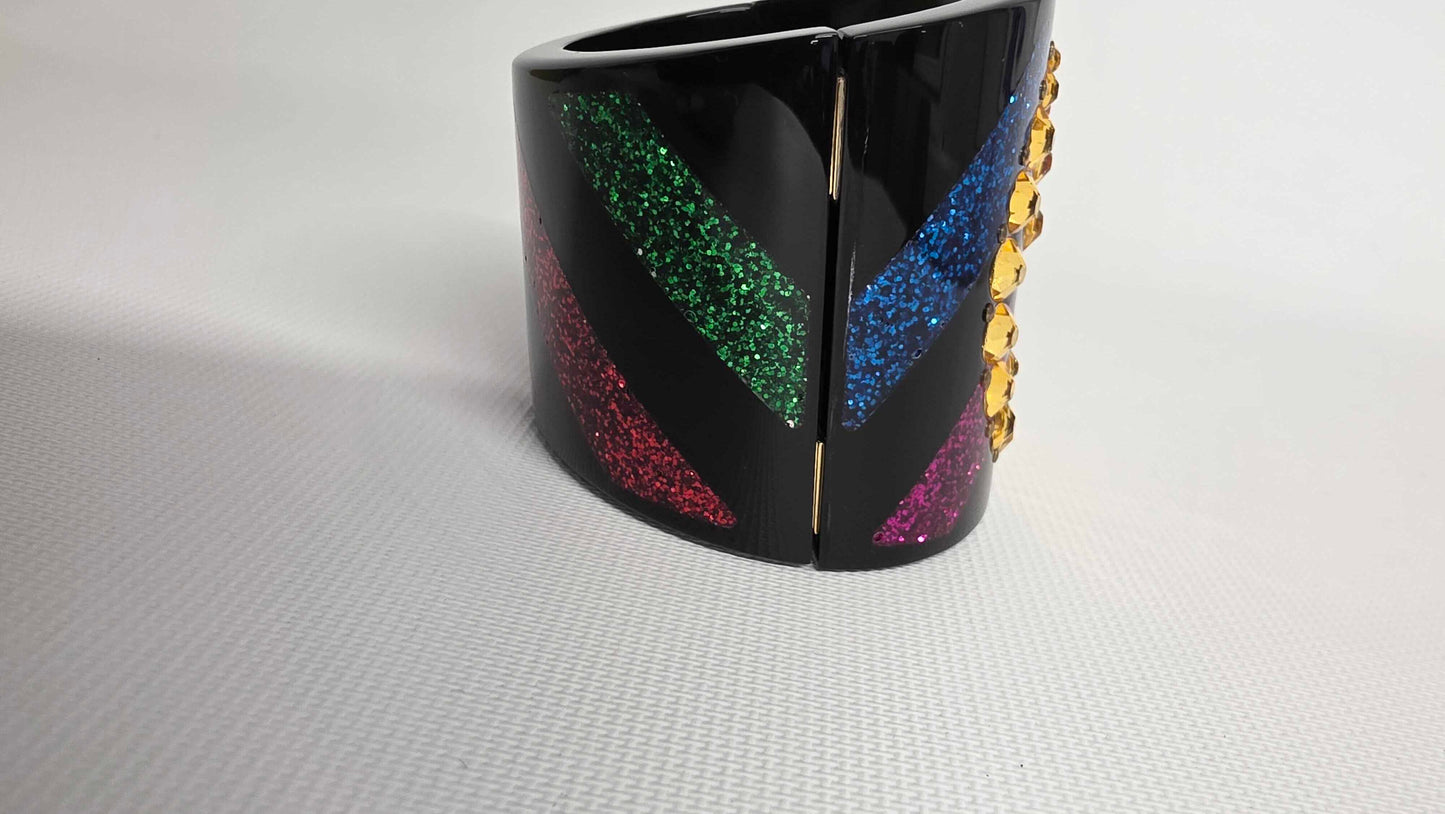 Gucci Crystal Gg Cuff Bracelet In Black Size: *