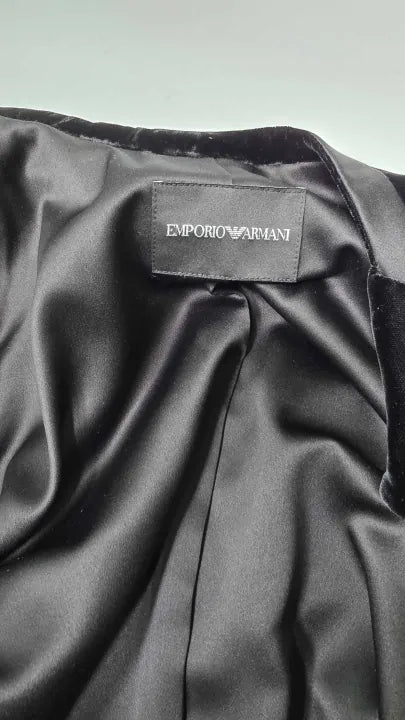 Emporio Armani - Black Zip Jacket - Black Size: Uk 8