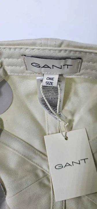 Gant - Cream Cotton Twill Cap Size: *