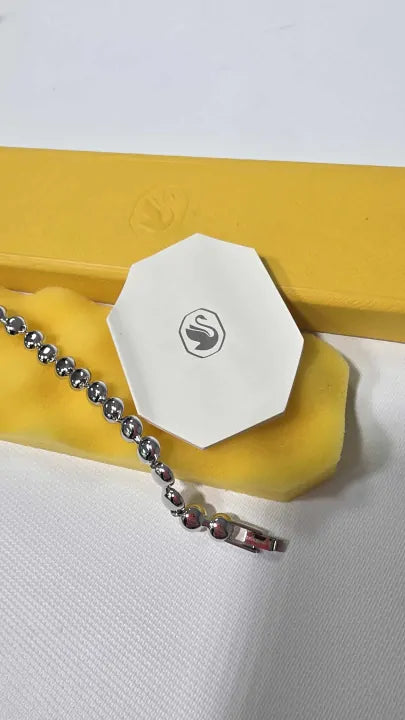 Swarovski - Silver Una Bracelet - Silver Size: *