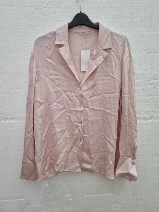 Mango Lapels Flowy Shirt Size: Large