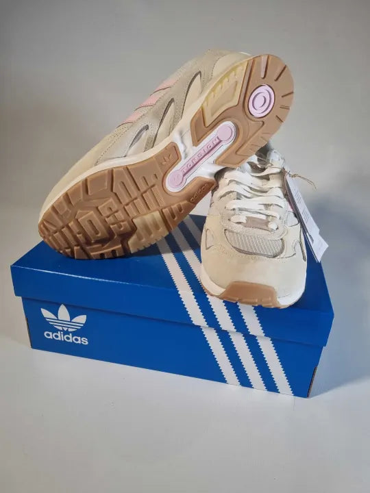 Adidas Originals Torsion Super Shoes Size: UK 8 deal !!