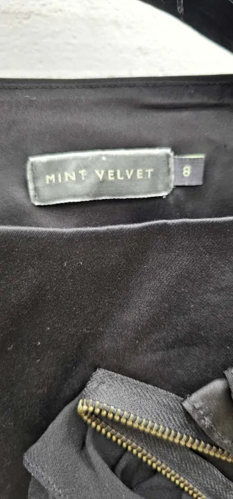 Mint Velvet Ladies Black Dress With Zip Detail Size: 8