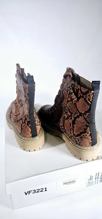 Snake Print Lace Up/Side Zip Platform Ankle Boots Size: Eu 40