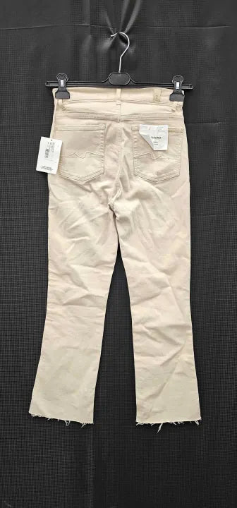 Cream Slim Kick Stretch Jeans Size: Uk27
