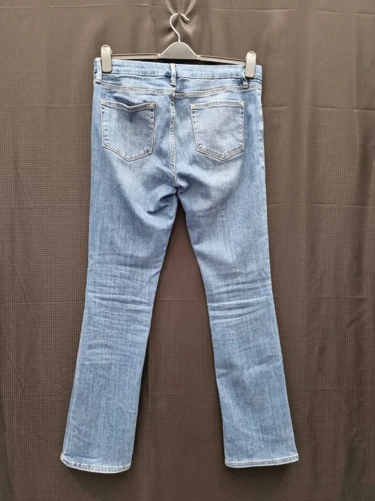 Frame Le Mini Bootleg Jeans In Poe Size: 31