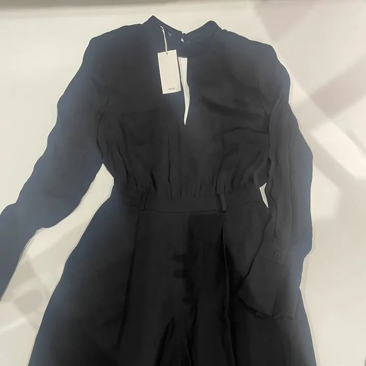 Mango - Black Keyhole Jumpsuit Size: Small