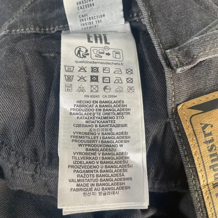 Diesel - Black Tepphar-X Tapered Stretch Jeans Size: W34/L32