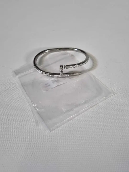Liv Oliver Modern Pave Bangle Size: *