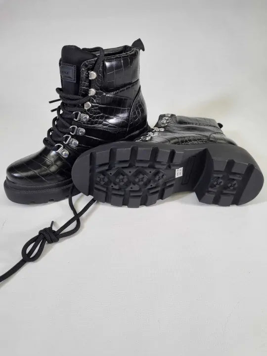 Kendall + Kylie Black Rory Vegan Leather Croc Hiker Boots Size: Uk 5