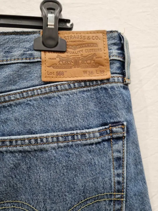 Levi's Mid Blue High Waisted Tapered Mom Jeans Size: 36X32