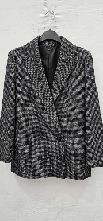 Helei Puppytooth Blazer Size: 4