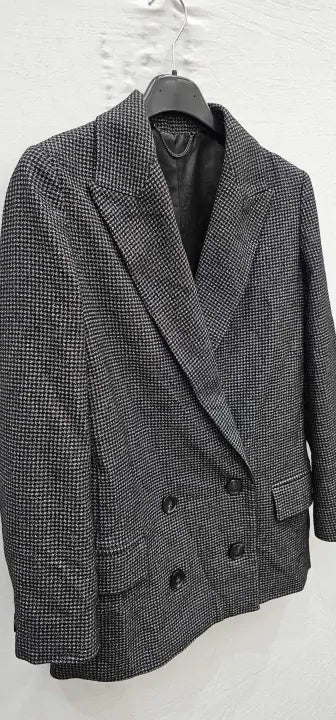 Helei Puppytooth Blazer Size: 4