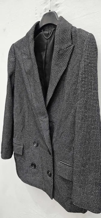 Helei Puppytooth Blazer Size: 4