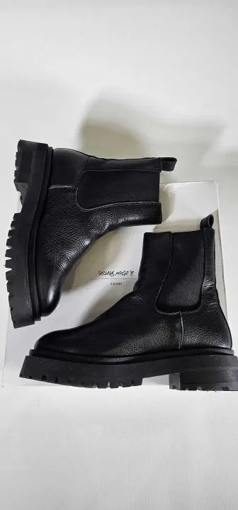 & Other Stories - Black Leather Ankle Boot - Black Size: 37