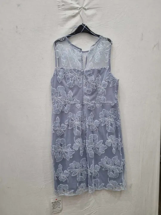 Gina Bacconi - Elia Embroidered Dress And Chiffon Jacket Size: Uk 22