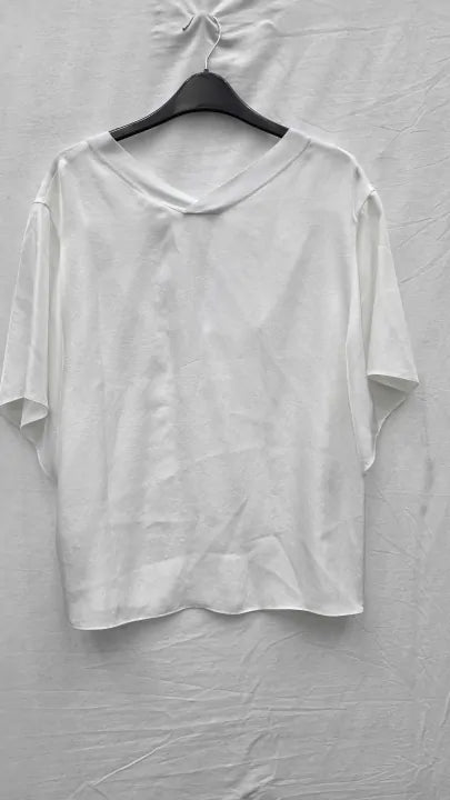 Vince - White Rib Trim T-Shirt Size: Medium deal !!