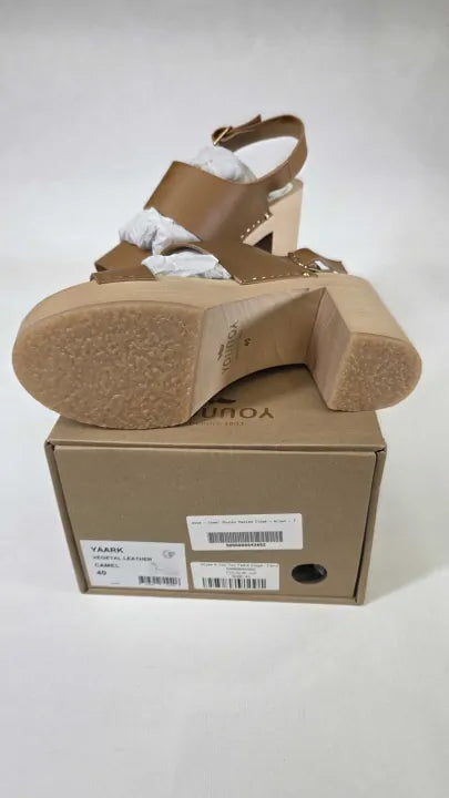Wyse - Camel Chunky Heeled Clogs Size: Uk 7