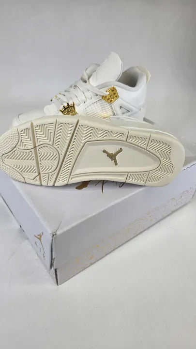 Air Jordan 4 Retro Sail Metallic Gold Size: Uk 6.5