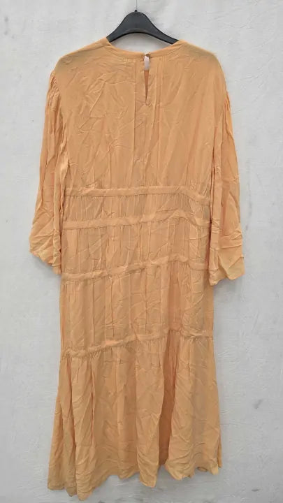 & Other Stories - Orange Relaxed Fit Dress Size: Small
