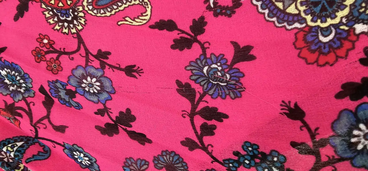 Paisley Print Maxi Skirt Size: 36
