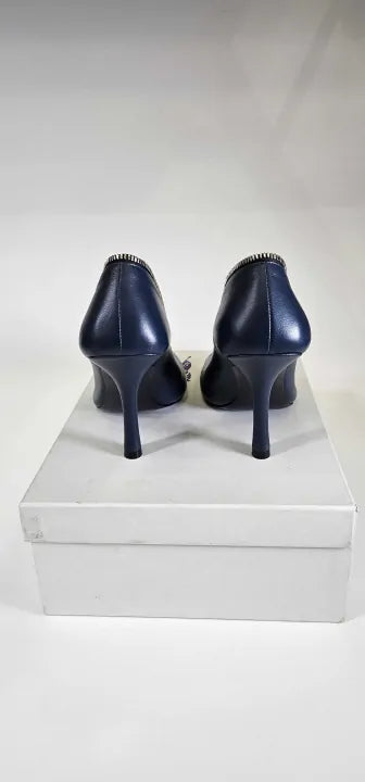 Burberry - Women's Navy Leather Baby Zip Pumps - Green Size: 37