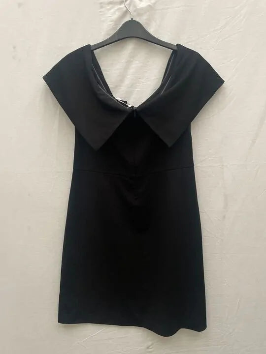 Cos - Black Circe Dress Size: Medium