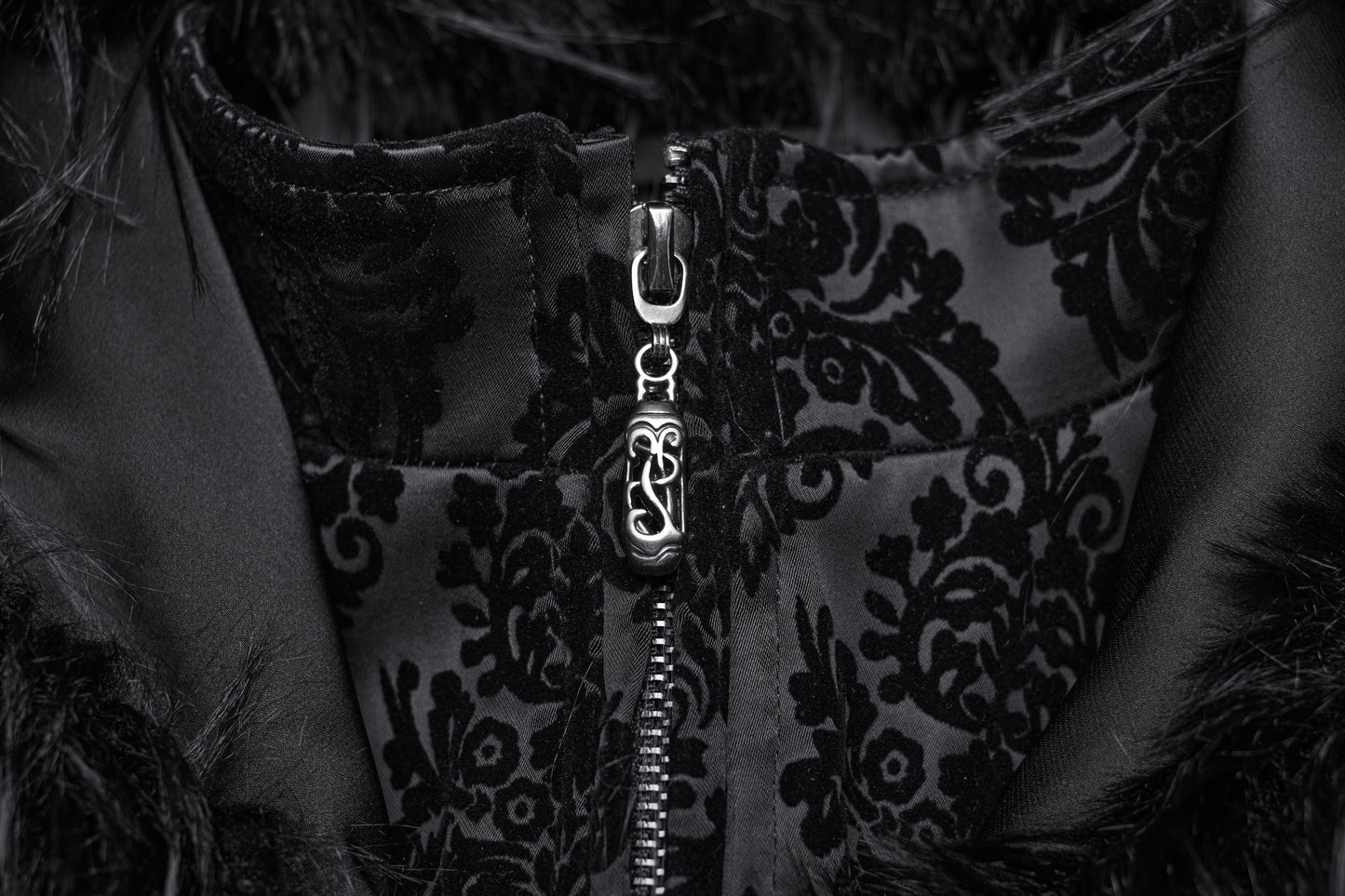 Punk Rave Morrigan Goth Gorgeous Jacquard Coat - Black