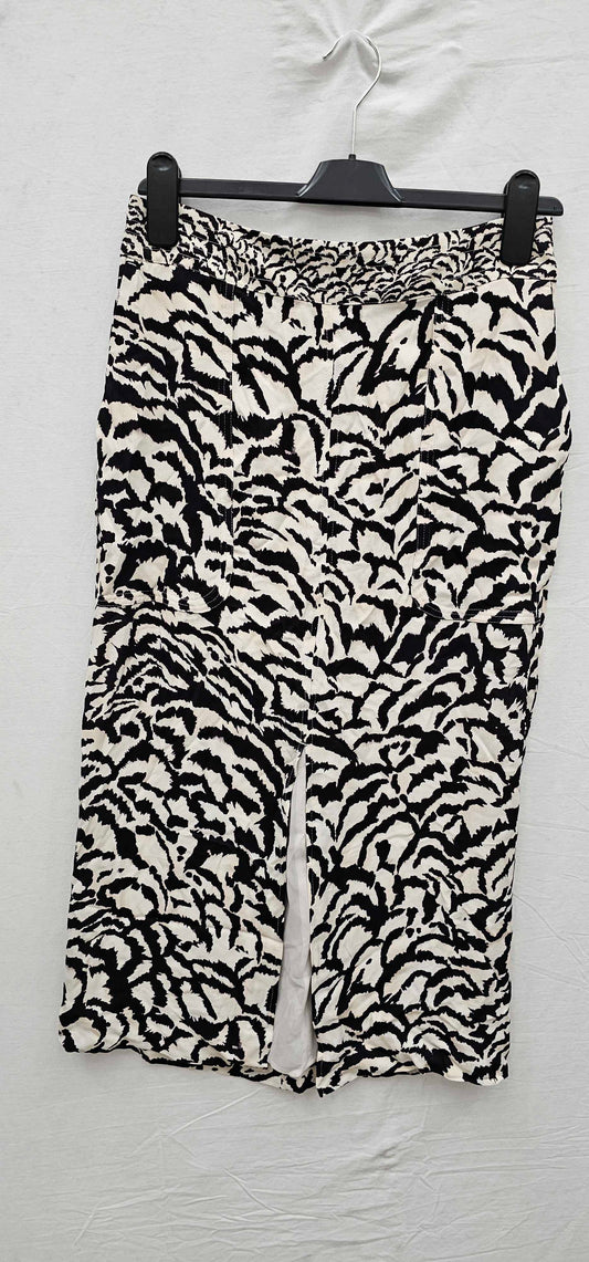 Reiss-28211124-10-black-white Tori Animal Print Skirt-black/ Beige Size: Uk10