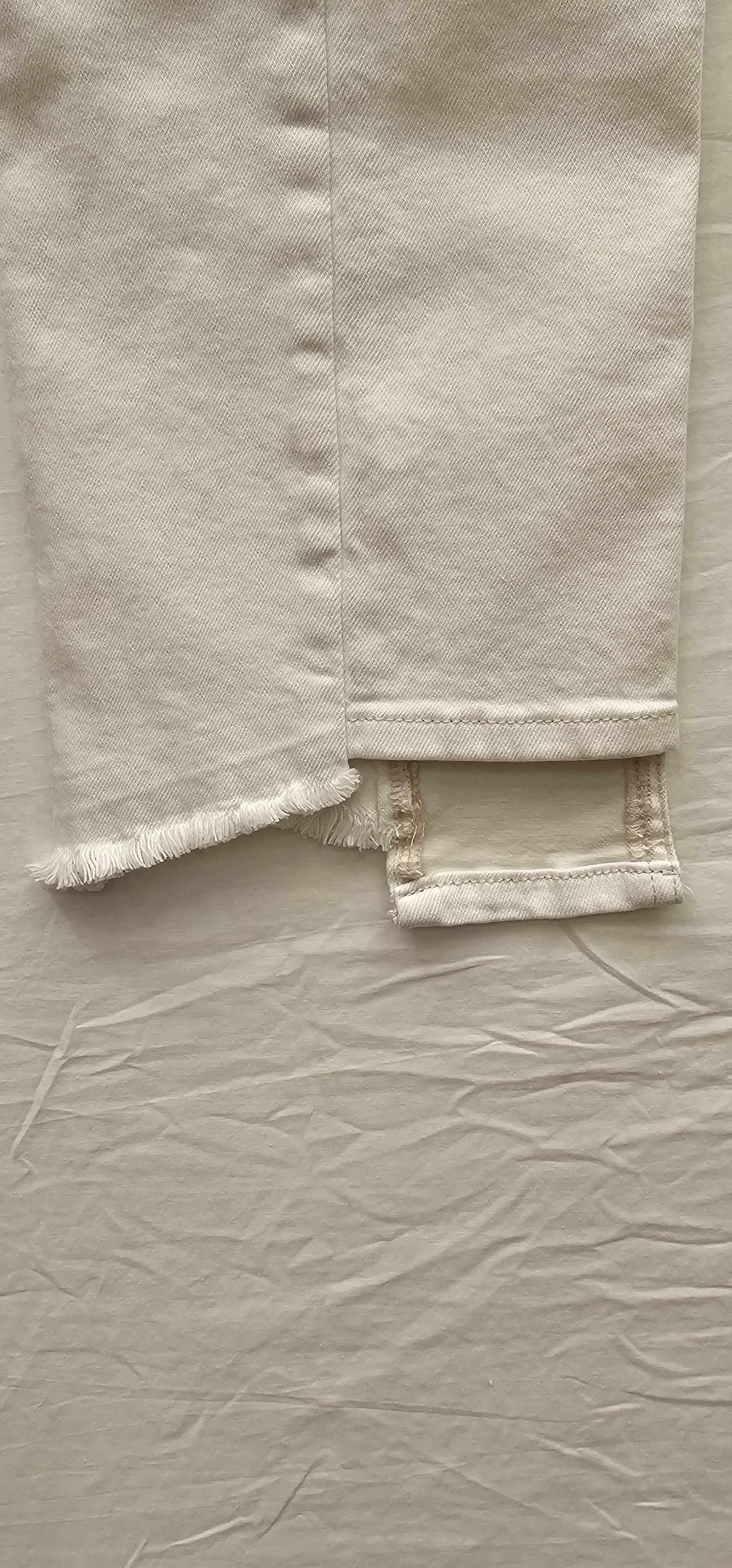 Allsaints-we404w White-28-white-white Kim Distressed Hem Stretch Jeans-white Size: 28