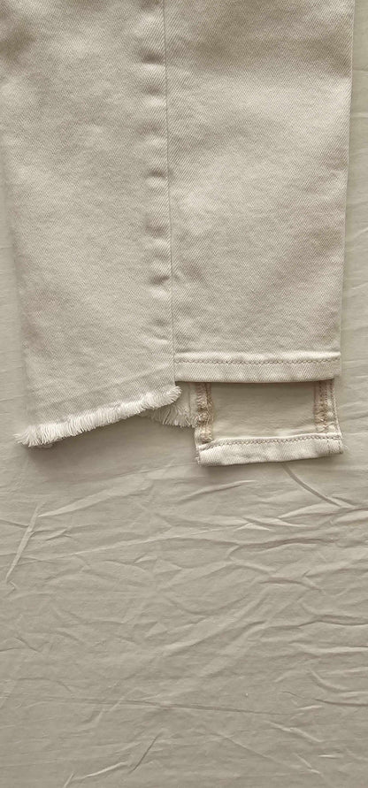 Allsaints-we404w White-28-white-white Kim Distressed Hem Stretch Jeans-white Size: 28