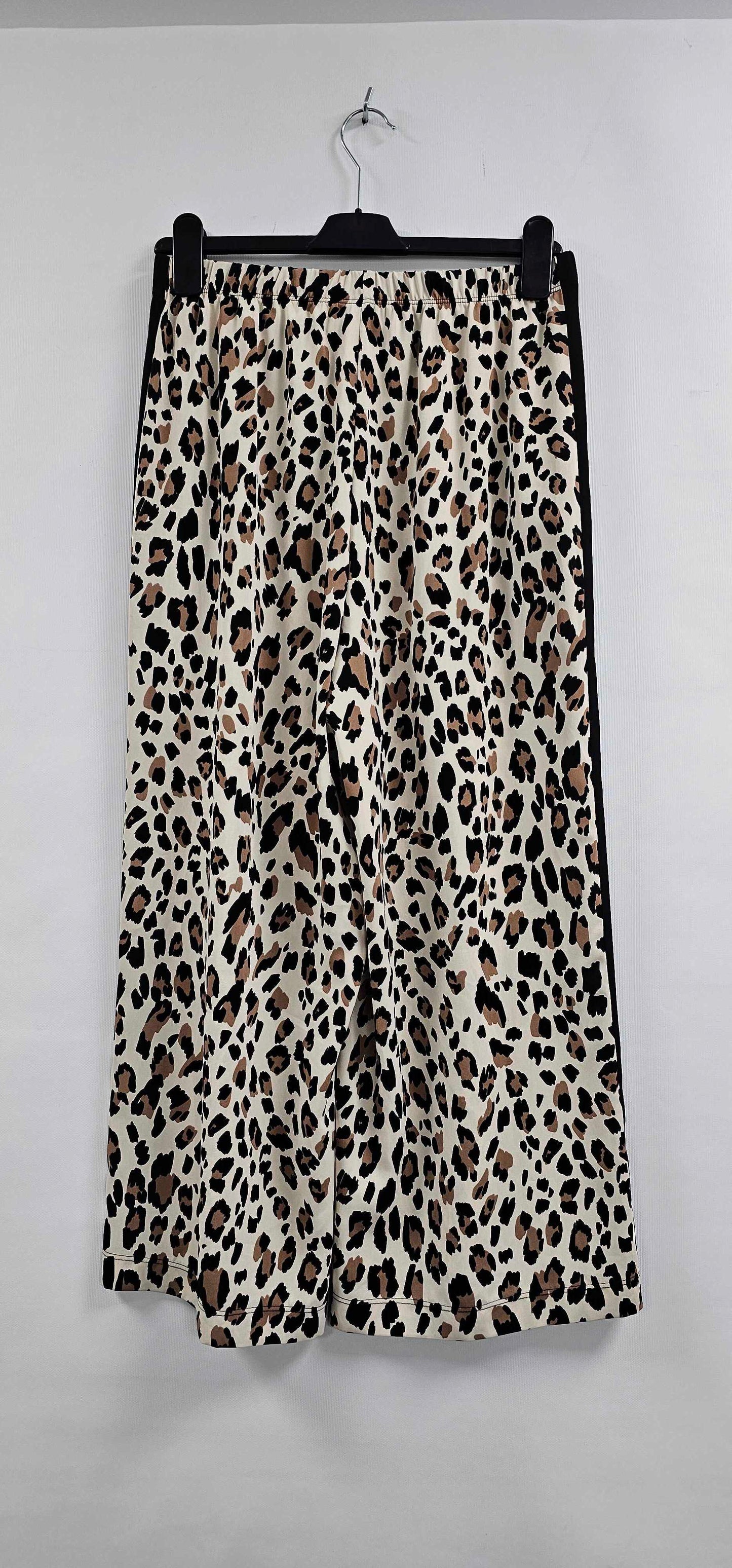 Joseph Ribkoff - Leopard Print Wide 3/4 Leg Trousers - Black Size: Uk10