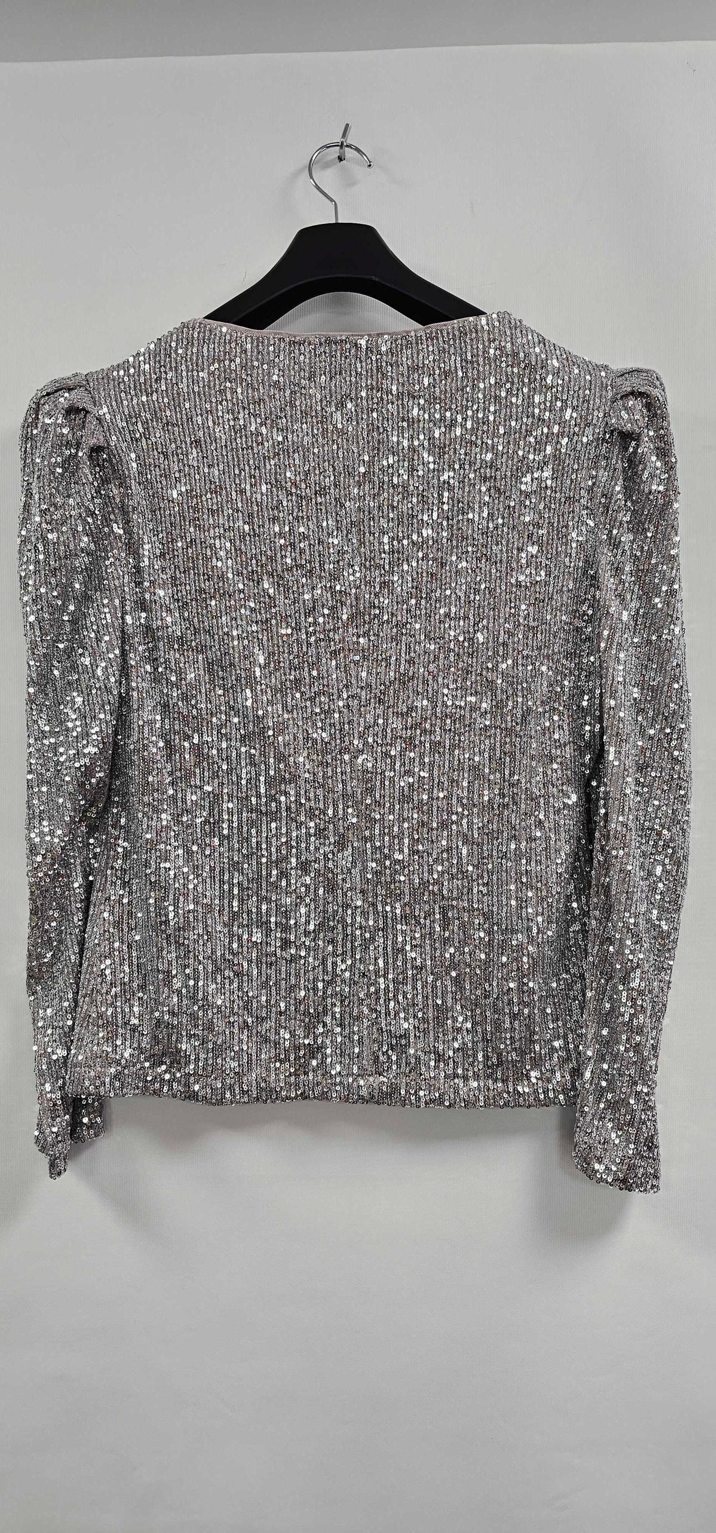Sosandar - Silver Luxe Sequin Gathered Sleeve Top - Silver Size: Uk14