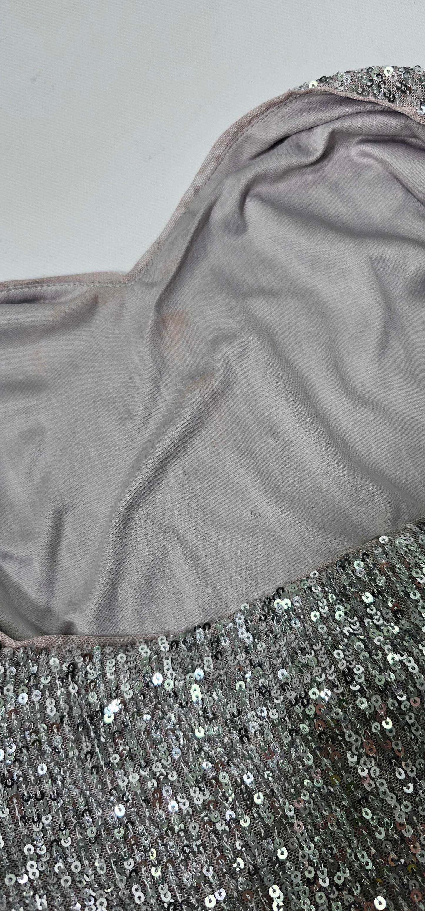 Sosandar - Silver Luxe Sequin Gathered Sleeve Top - Silver Size: Uk14