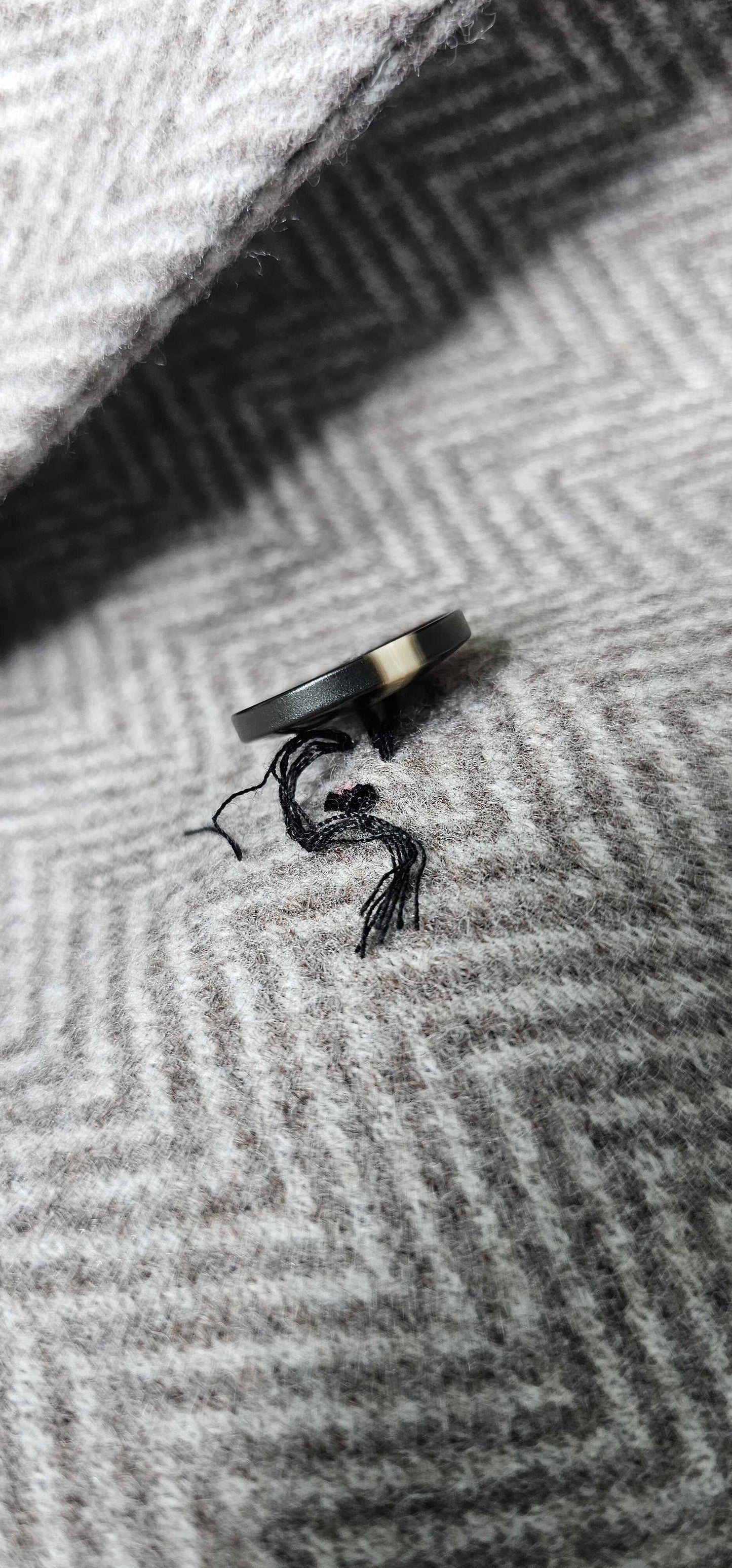 Gianni Feraud - Oat Herringbone Wool Blend Coat - Brown Size: M