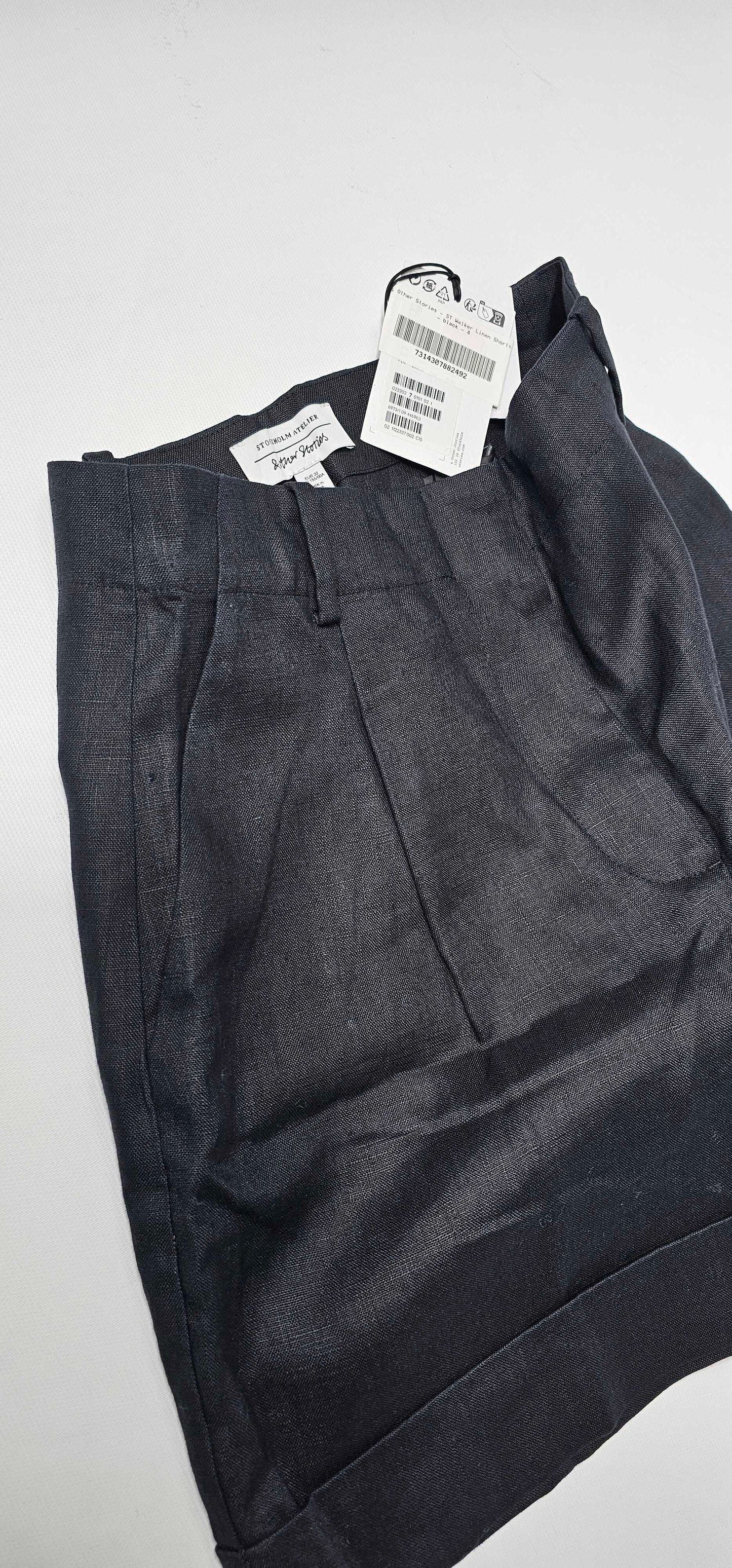 & Other Stories - St Walker Linen Shorts - Black Size: Uk4