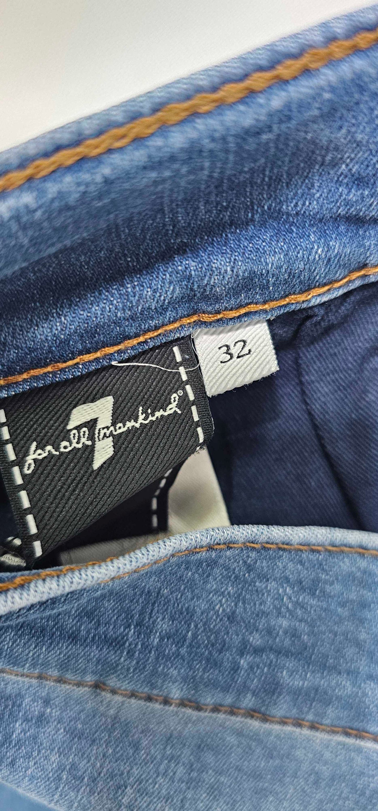 7 For All Mankind - Light Blue Straight Stretch Jeans - Blue Size: 32