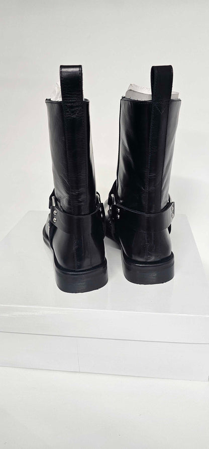 Russell & Bromley - Women's Black Blackford Flat Short Boot - Black Size: Uk7