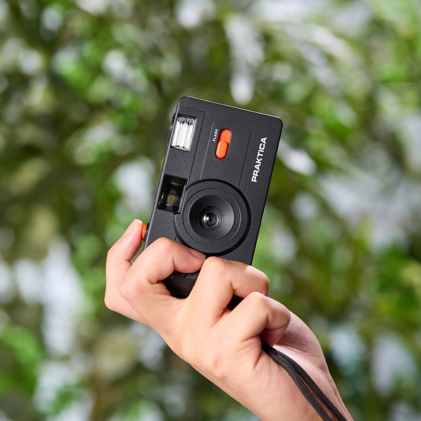 Praktica Reusable 35mm Film Camera - Black