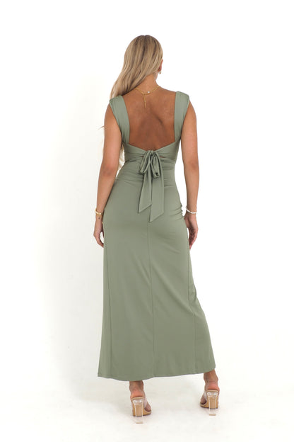 Reniva | Sculpted Maxi Dress